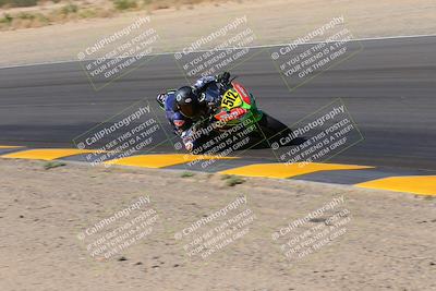 media/Oct-08-2022-SoCal Trackdays (Sat) [[1fc3beec89]]/Turn 7 Inside (145pm)/